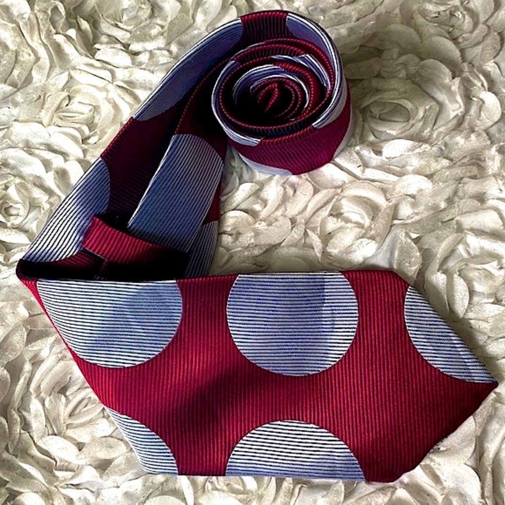 New mens silk polka dot tie